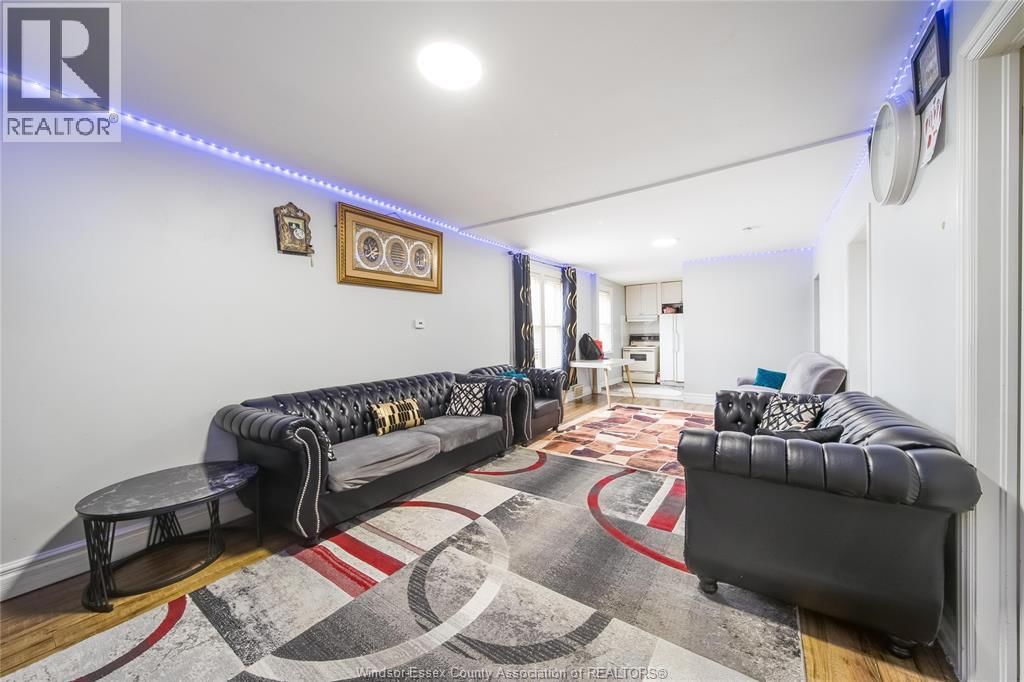 1056-60 NIAGARA Image 26