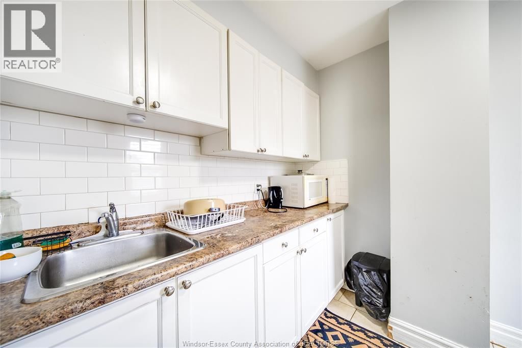 1056-60 NIAGARA Image 31