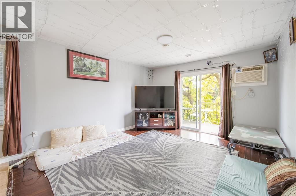 1056-60 NIAGARA Image 5