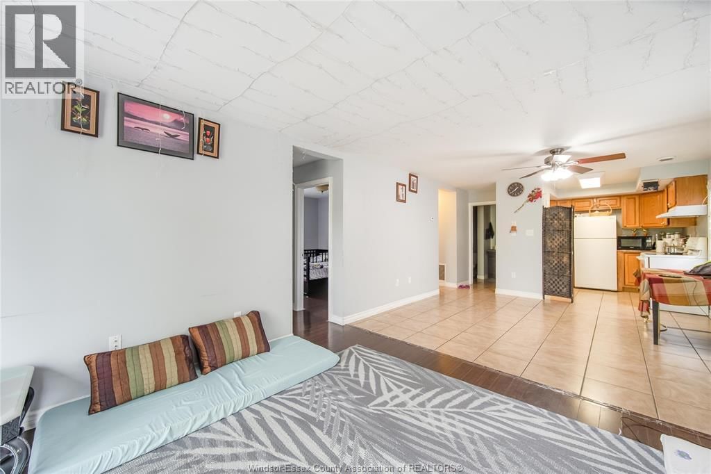 1056-60 NIAGARA Image 7