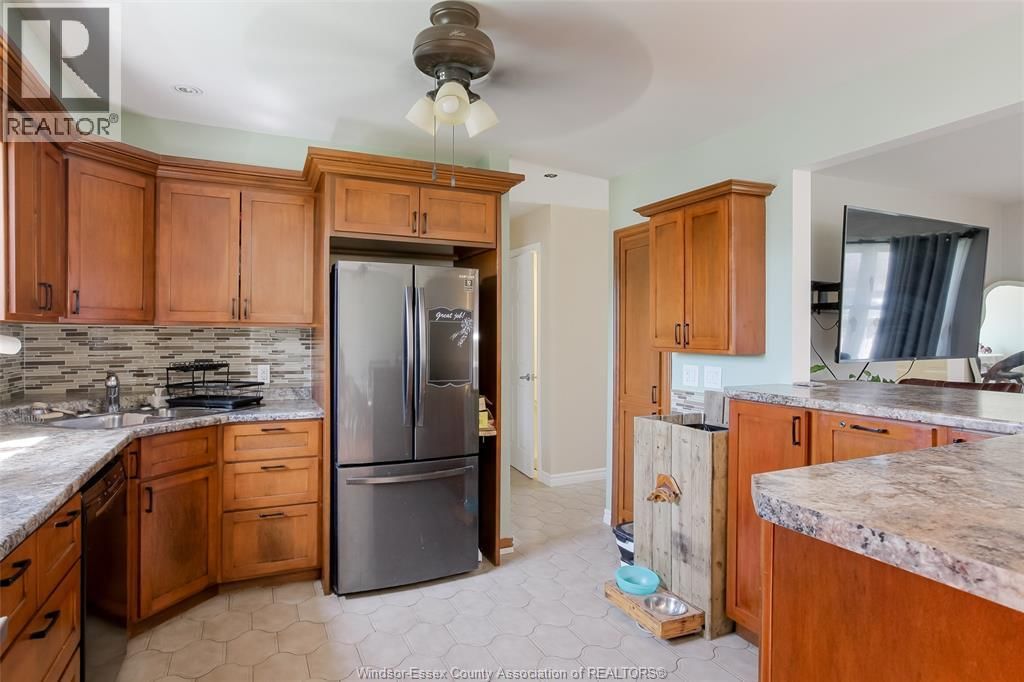 325 MCCURDY Image 13