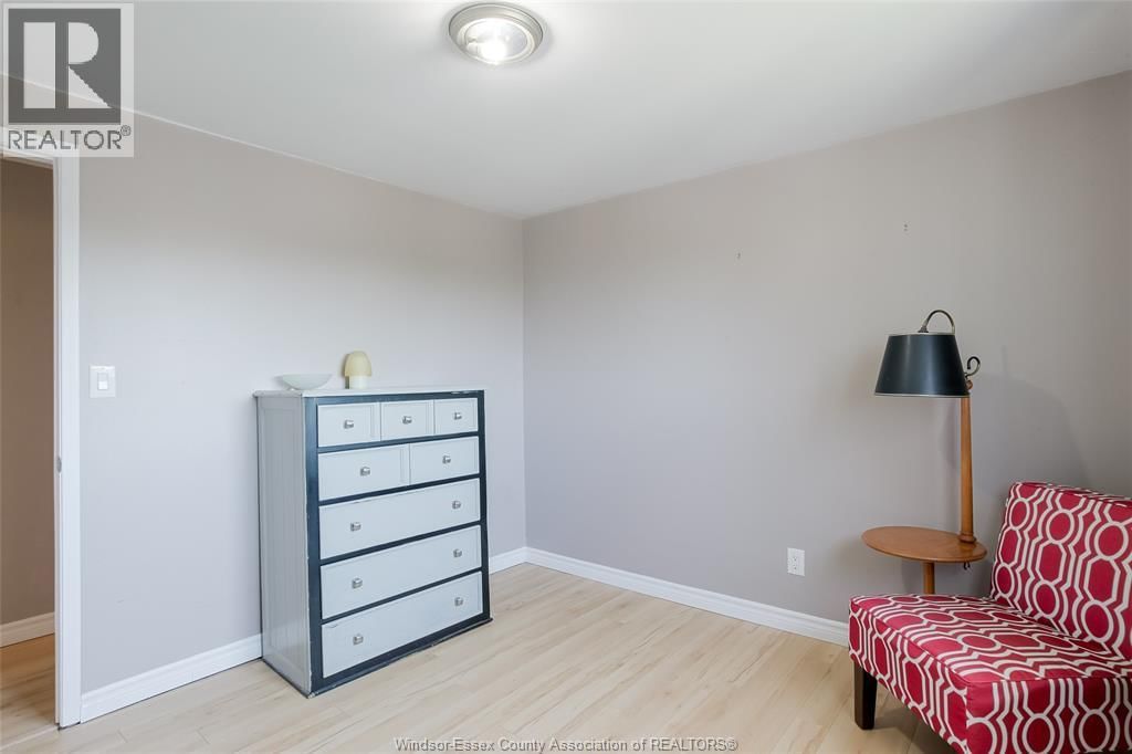 325 MCCURDY Image 28