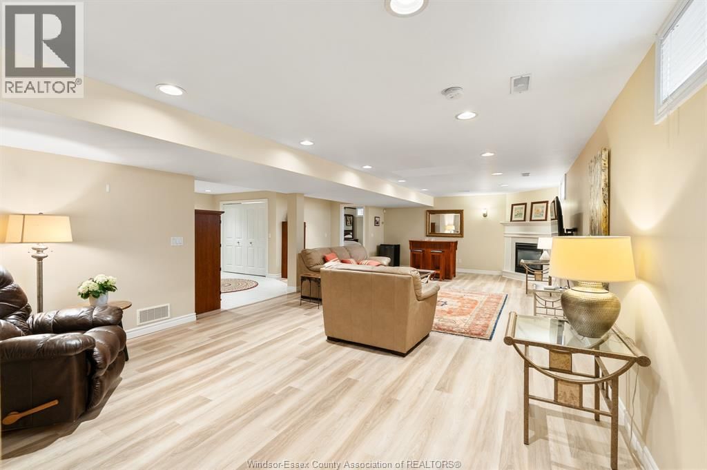 309 GOLFVIEW DRIVE Image 35