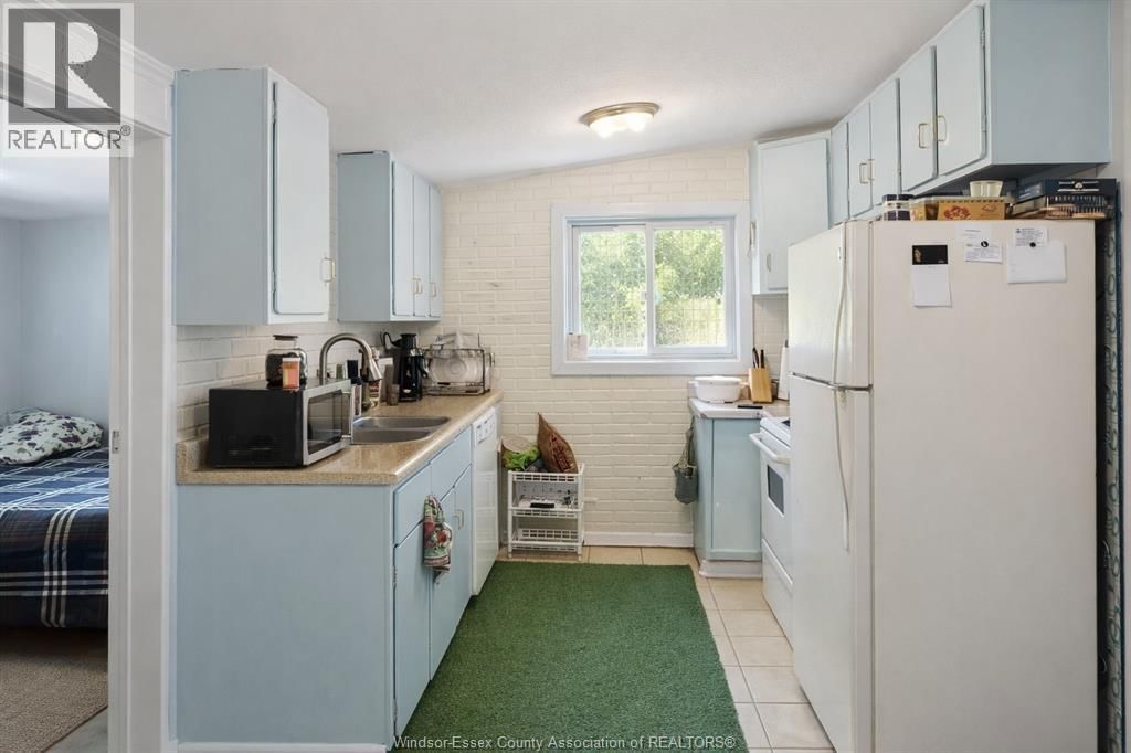 1475 MARTINDALE STREET Image 5