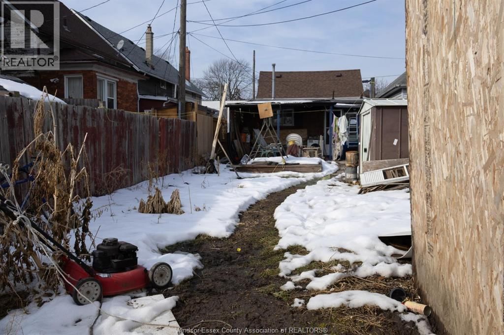 1475 MARTINDALE STREET Image 6