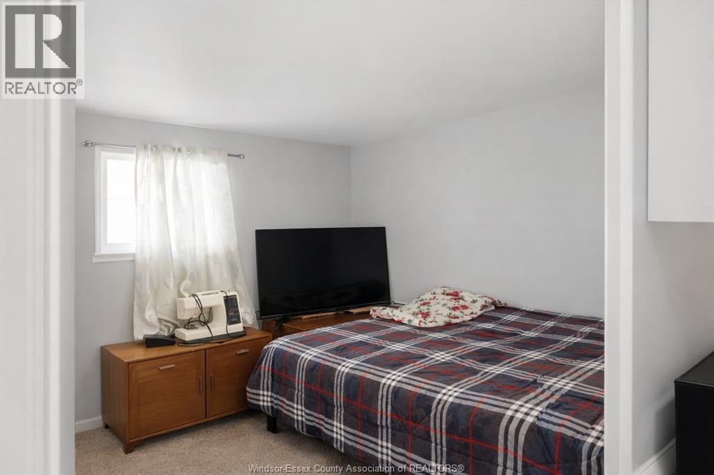 1475 MARTINDALE STREET Image 9