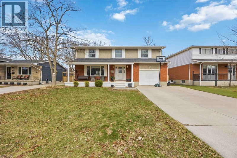 1104 Cathcart Boulevard Sarnia, Ontario