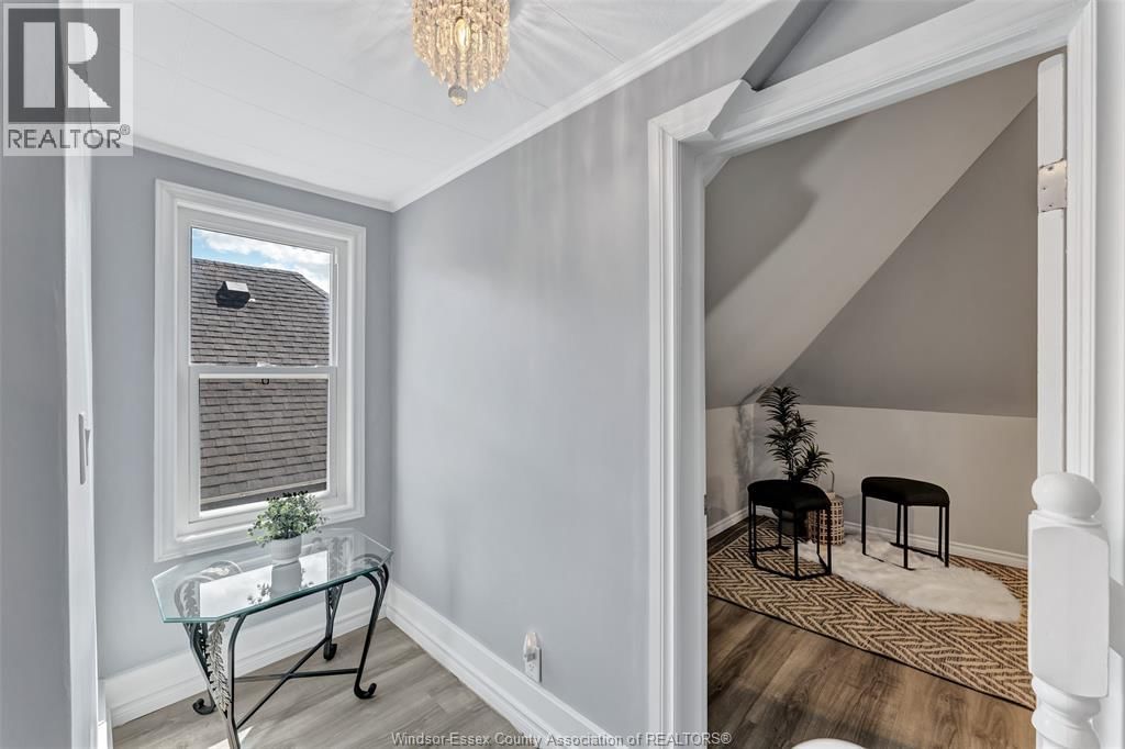 253 PIERRE AVENUE Image 29