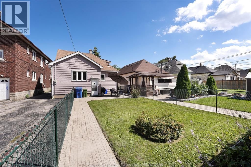 253 PIERRE AVENUE Image 6