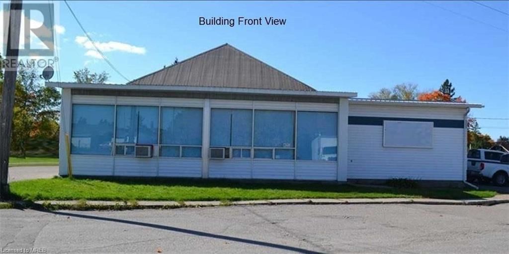 220 CARSWELL Street Image 1