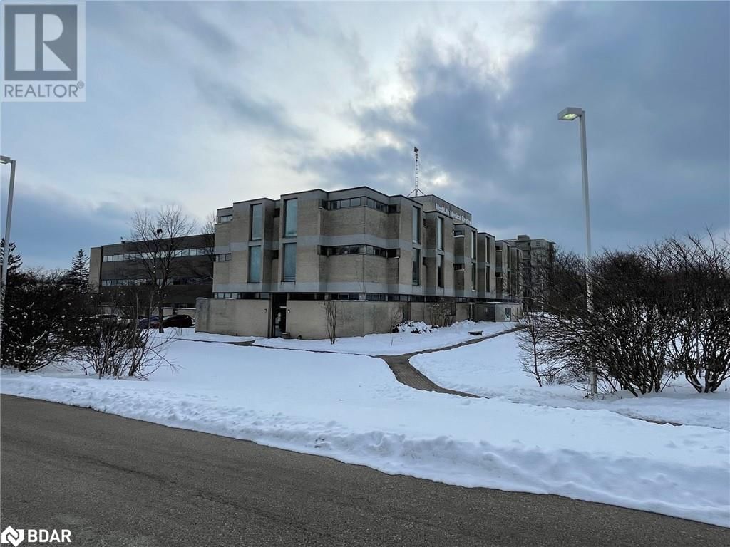 311 - 121 WELLINGTON STREET WEST Image 12