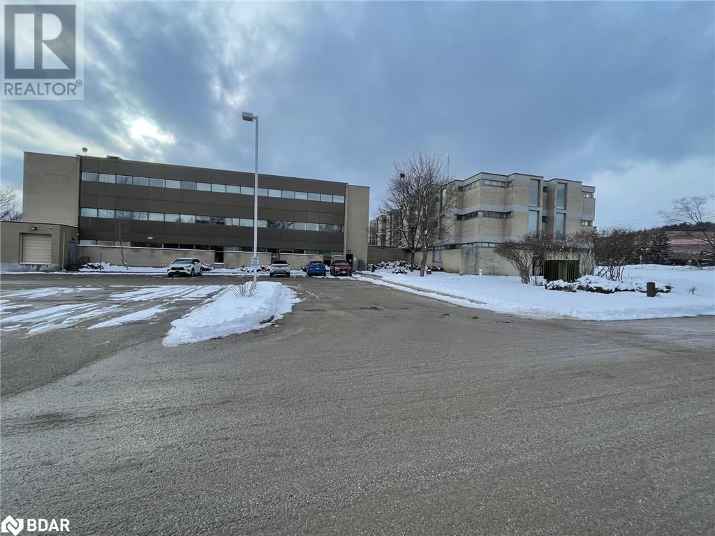 311 - 121 WELLINGTON STREET WEST Image 13