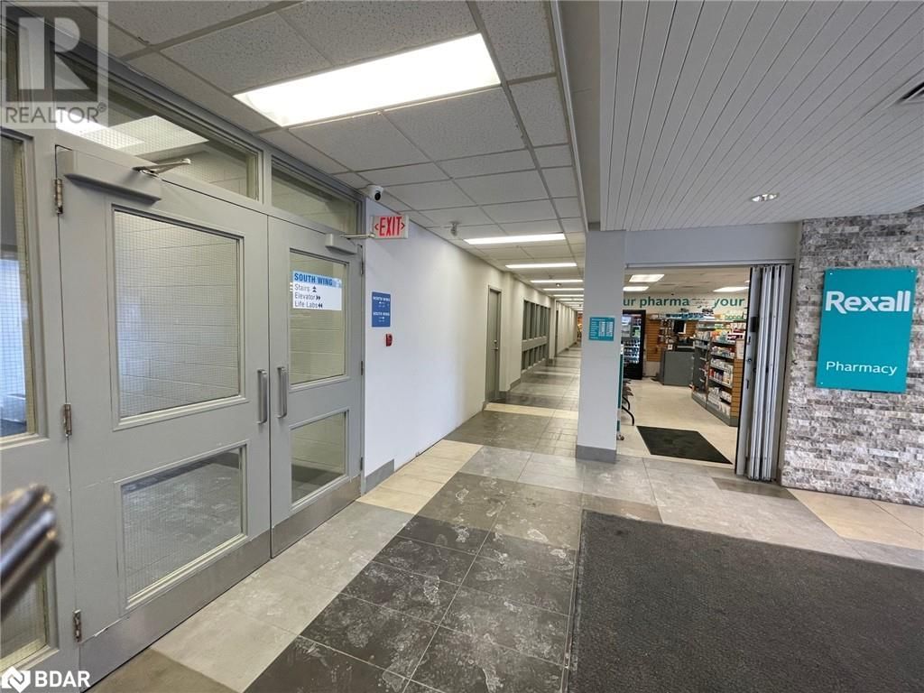 311 - 121 WELLINGTON STREET WEST Image 6