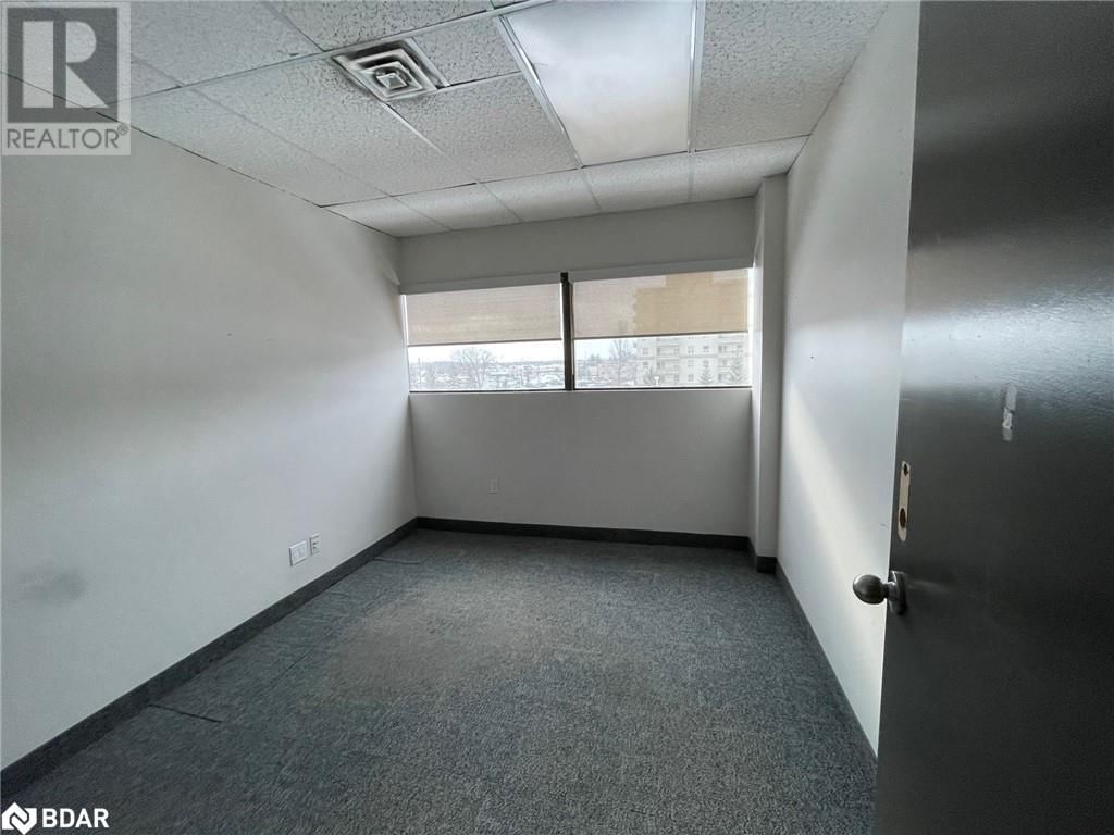 121 WELLINGTON Street W Unit# Full floor Image 8