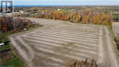 Image #1 of Commercial for Sale at 520 N Railway Street, Saugeen Shores, Ontario