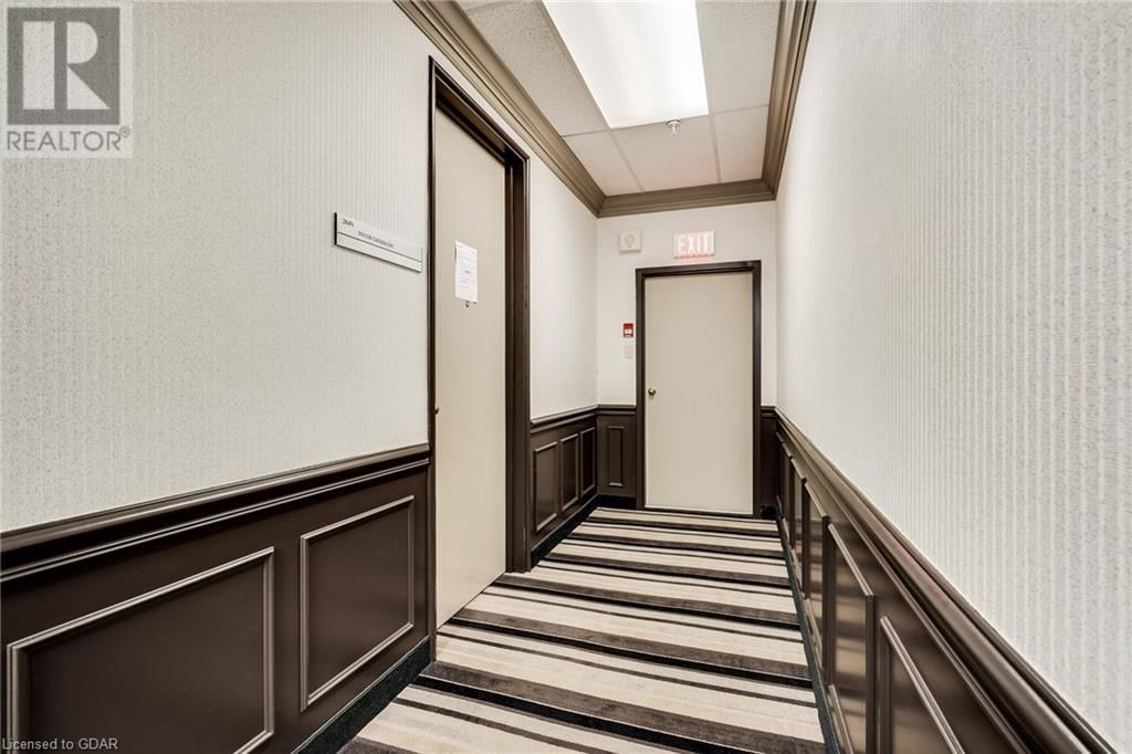 1455 LAKESHORE Road Unit# 204N Image 33