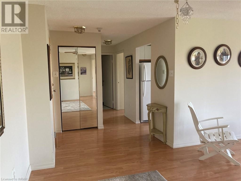 30 BLUE SPRINGS Drive Unit# 513 Image 4