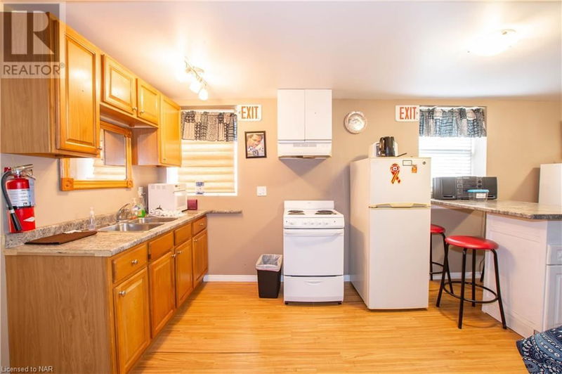 9268 LUNDYS LANE Lane  Niagara Falls, L2H0T5 | Image 11