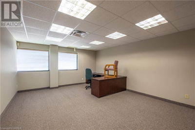 Commercial for Rent in Ontario