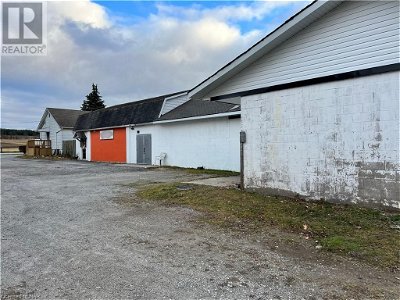 Image #1 of Commercial for Sale at 1410 Balfour Street, Fenwick, Ontario