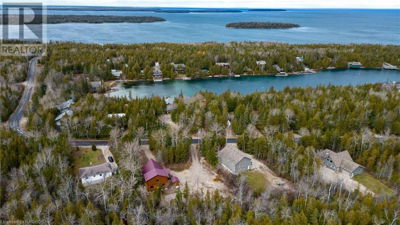 Image #1 of Commercial for Sale at 131 Big Tub Road, Tobermory, Ontario