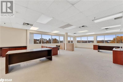 Commercial for Rent in Ontario