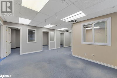 Commercial for Rent in Ontario