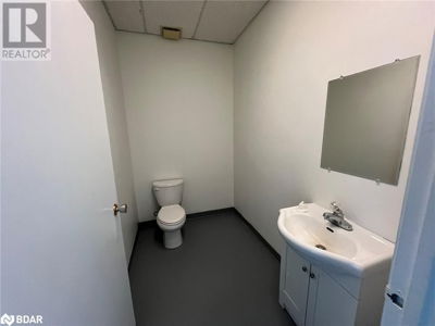 Commercial for Rent in Ontario