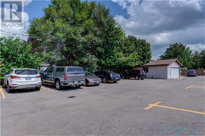 Image #1 of Commercial for Sale at 6 Borden Street, Brantford, Ontario