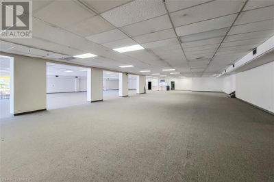 Commercial for Rent in Ontario