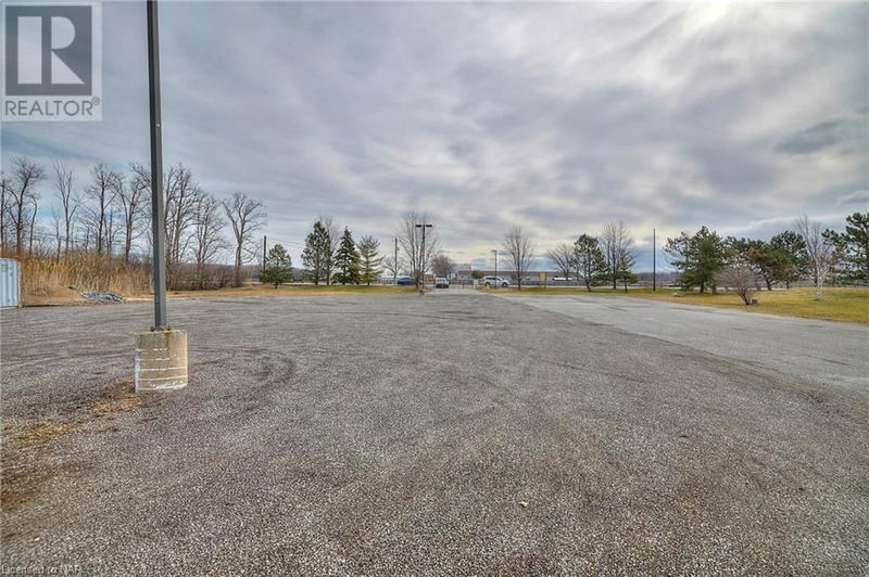 1140 AIRPORT Road  Niagara-on-the-Lake, L0S1J0 | Image 6