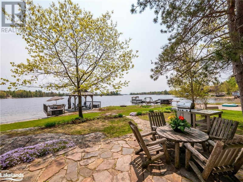 2694 ISLAND 1040/LITTLE BEAUSOLEIL Island  Honey Harbour, P0E1E0 | Image 11