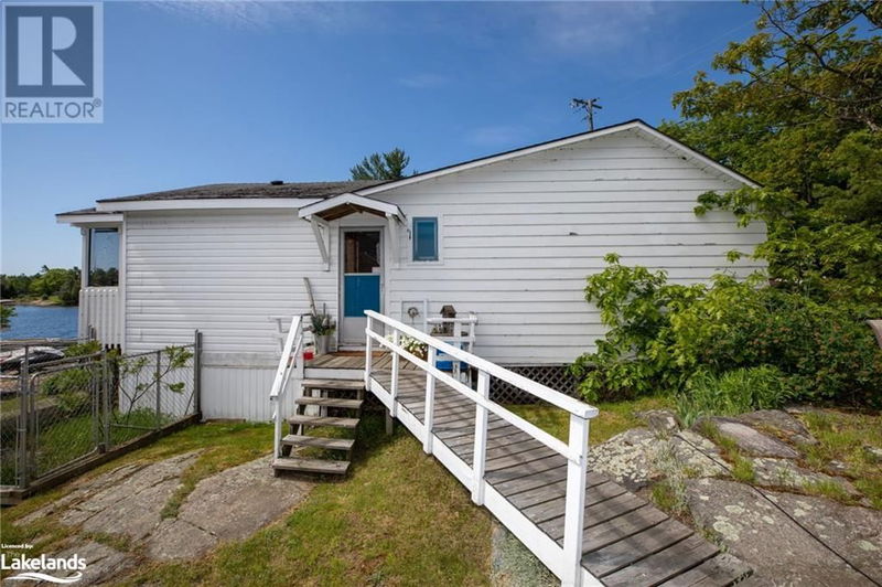 10 B321 ISLAND / FRYING PAN Island  Parry Sound, P2A2L9 | Image 9