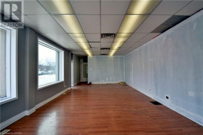 Commercial for Rent in Ontario