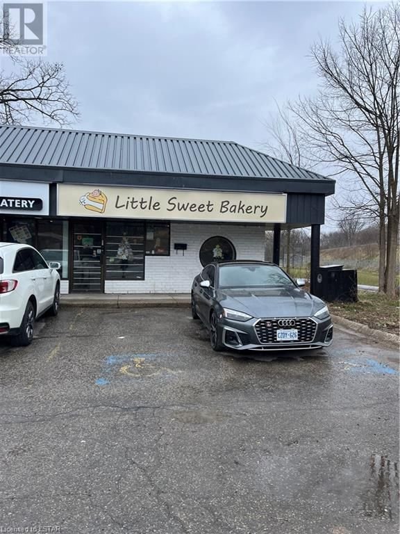 Image #1 of Restaurant for Sale at 276 Wharncliffe Road Unit# 5, London, Ontario