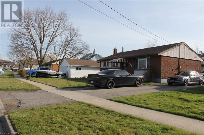 7284 MERRITT Avenue  Niagara Falls, L2G5C4 | Image 14