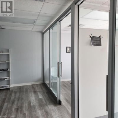 Commercial for Rent in Ontario