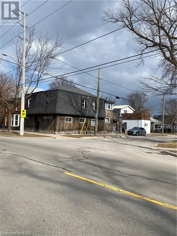 158 LAKE Street  St. Catharines, L2R5Y7 | Image 1