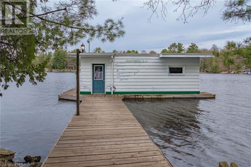 3 HENRY Island  Gravenhurst, P1P1R1 | Image 35