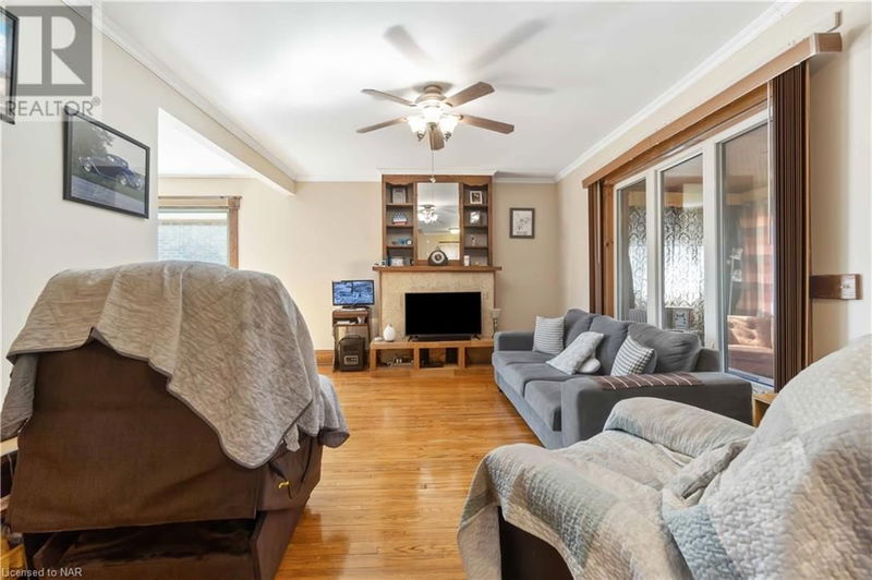 4846 FOURTH Avenue  Niagara Falls, L2E4P1 | Image 11