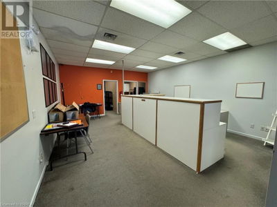 Commercial for Rent in Ontario