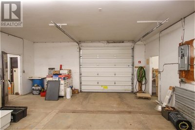 Image #1 of Commercial for Sale at 4 Industrial Road, Strathroy Caradoc , Ontario