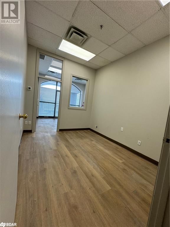 202 - 140 DUNLOP STREET EAST Image 18