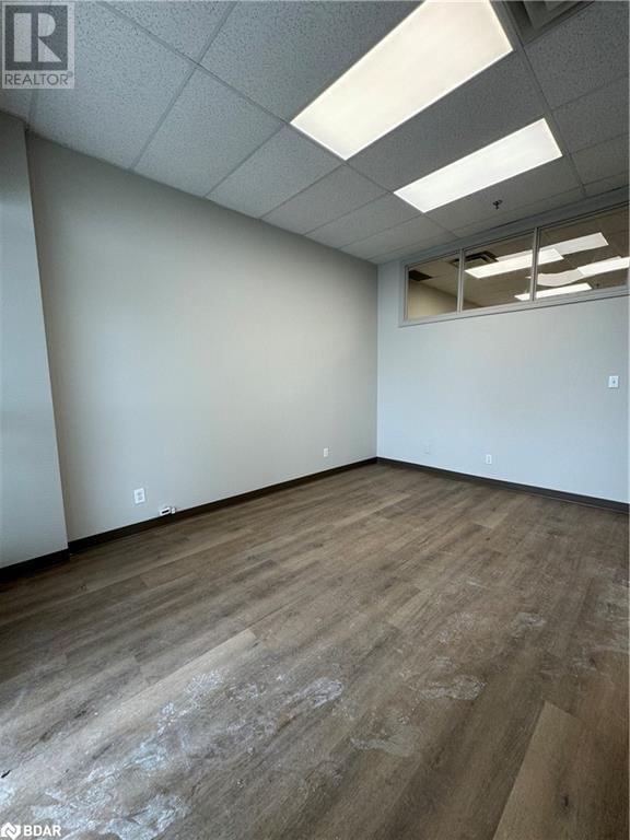 202 - 140 DUNLOP STREET EAST Image 5