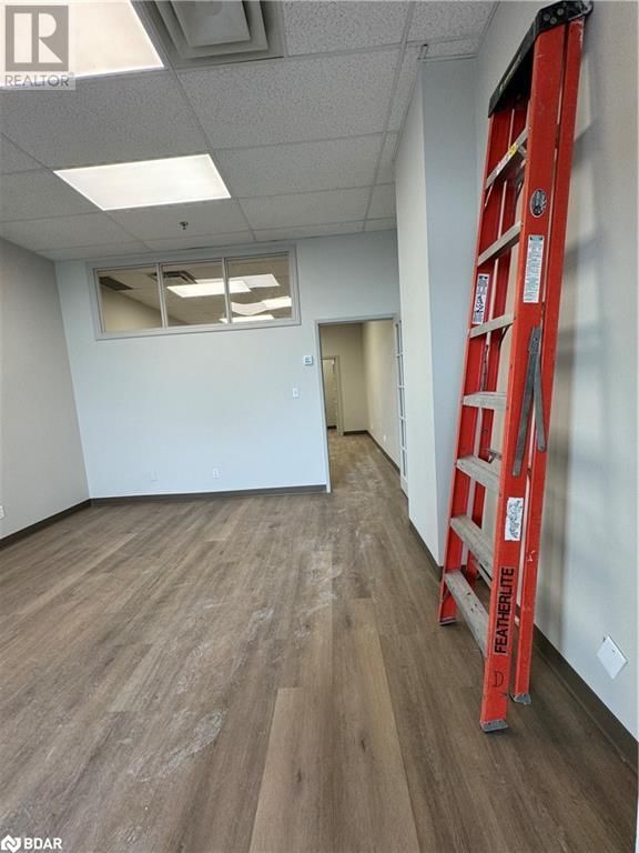 202 - 140 DUNLOP STREET EAST Image 6