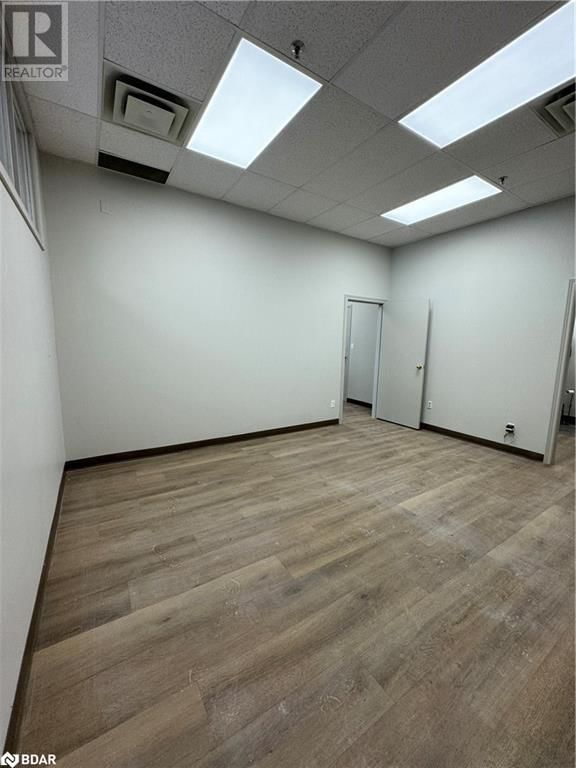 202 - 140 DUNLOP STREET EAST Image 8