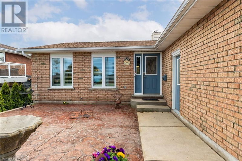 355 PENETANGORE ROW null  Kincardine, N2Z2K1 | Image 13