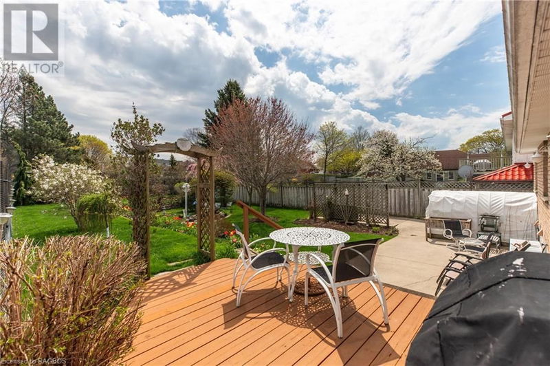 355 PENETANGORE ROW null  Kincardine, N2Z2K1 | Image 6