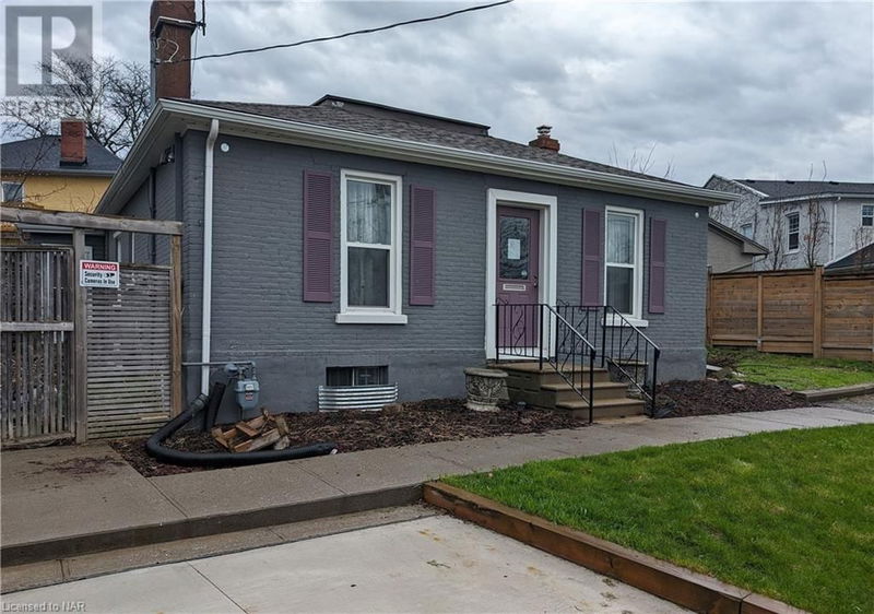 28 LAKE Street  St. Catharines, L2R5W8 | Image 1