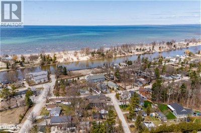 Image #1 of Commercial for Sale at 10 Elm Drive, Wasaga Beach, Ontario